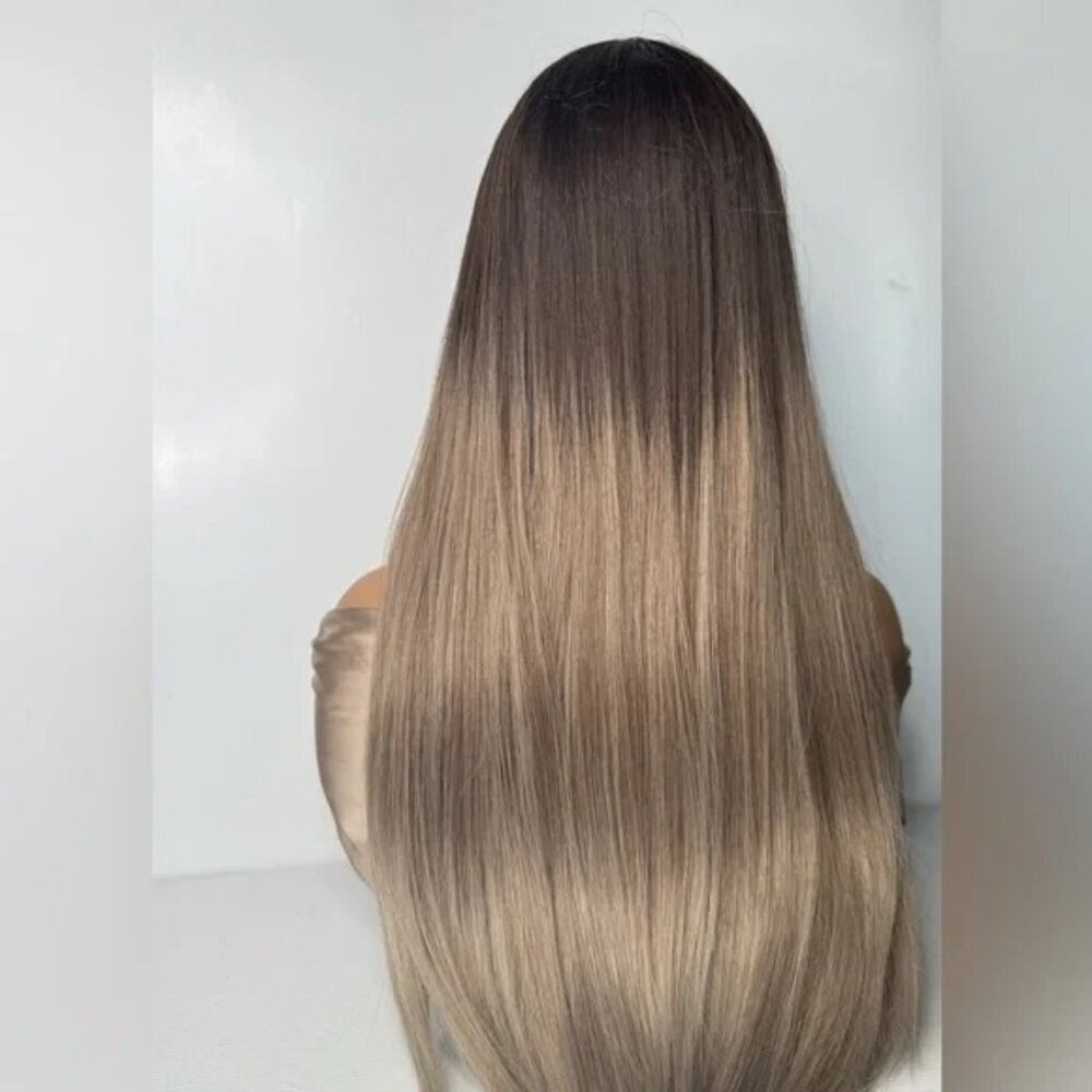 Light Ash Blonde Balayage Brown Roots long Hair Wig with Bangs 28 in Realistic - Picture 7 of 9